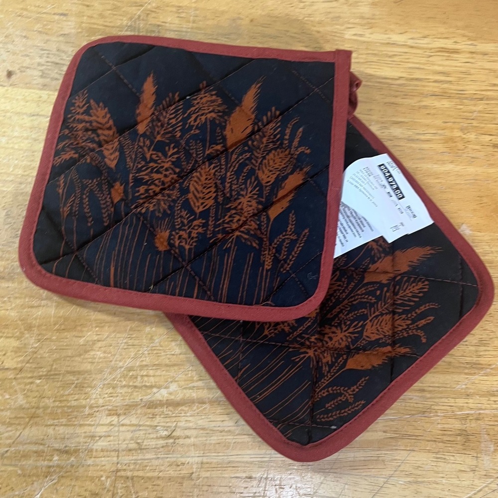 IKEA Hostkvall Pot Holders 8x8 Navy Blue Terracotta Wheat Botanical Set of 2